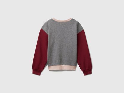 Benetton_Creamy White_Sweatshirt with Glittery Logo Print_3J68C10Q0_901_02