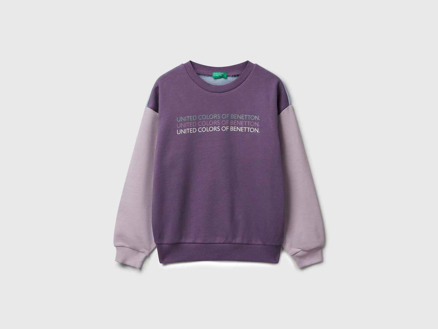 Benetton_Violet_Sweatshirt with Glittery Logo Print_3J68C10Q0_902_01