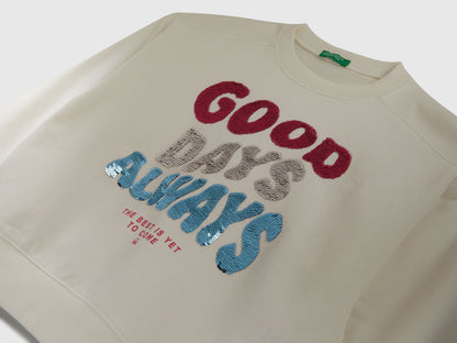 Benetton_Creamy White_Sweatshirt with Sequins_3J68C10QI_074_03