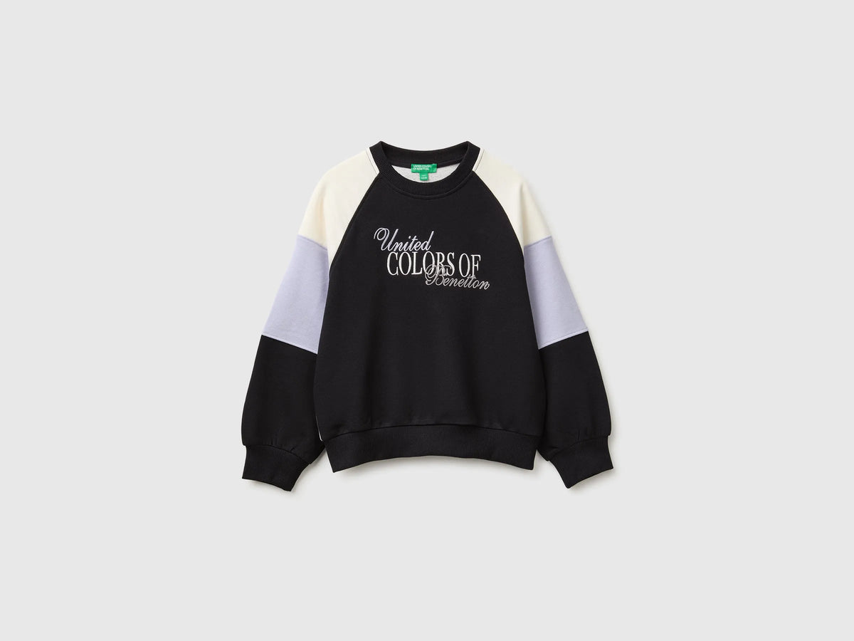 Benetton Black Girls Color Block Sweatshirt with Embroidery SKU: 3J68C10U7_905 Image 01
