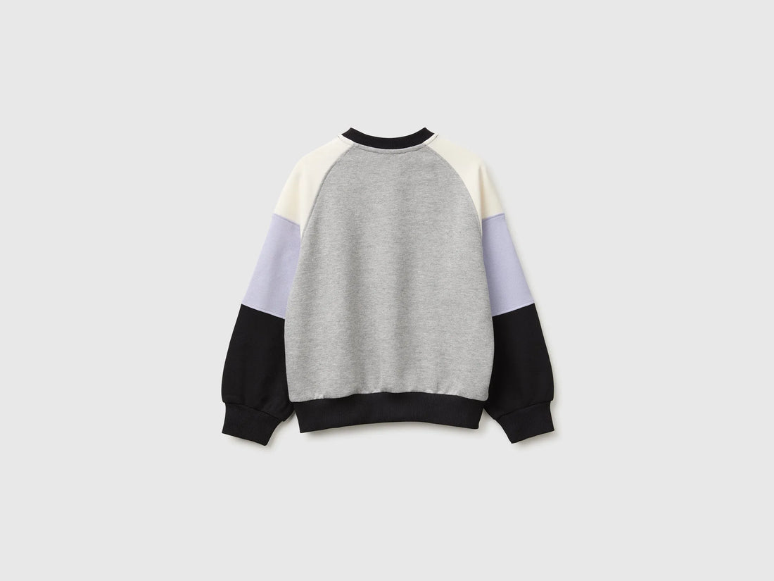 Benetton Black Girls Color Block Sweatshirt with Embroidery SKU: 3J68C10U7_905 Image 02