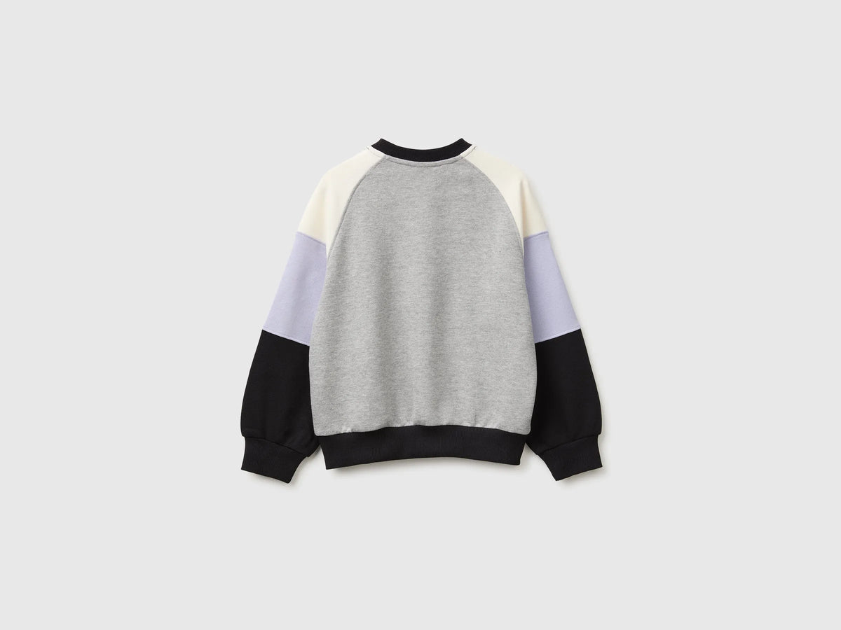 Benetton Black Girls Color Block Sweatshirt with Embroidery SKU: 3J68C10U7_905 Image 02