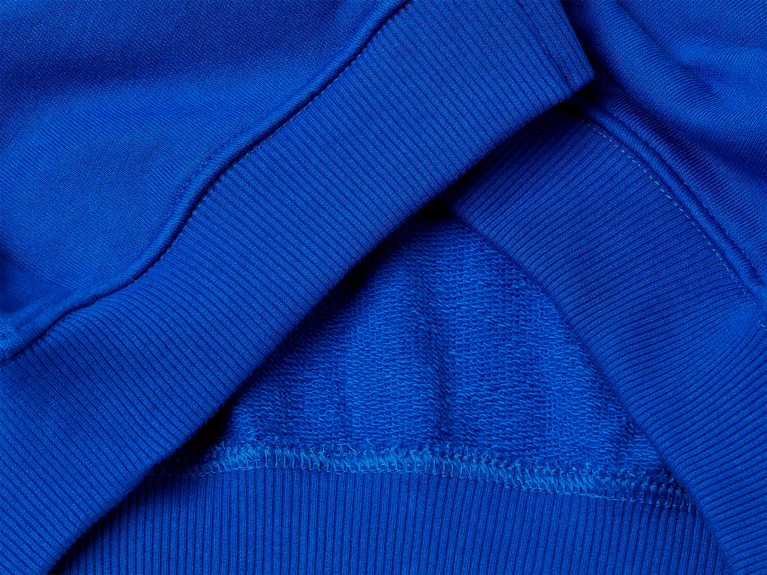 Benetton_Bright Blue_Boxy Sweatshirt with Prints_3J68C505G_19R_03