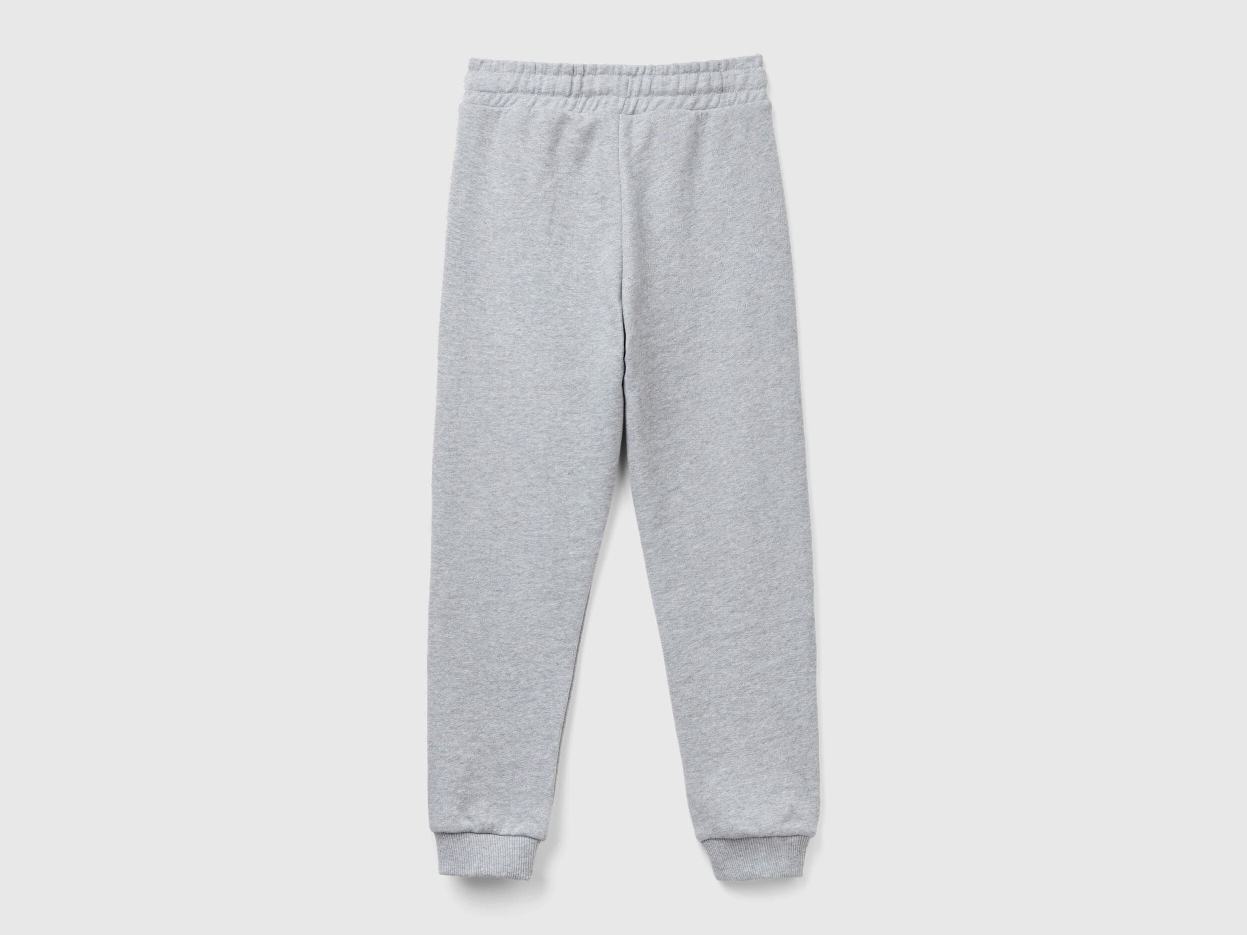 Sweatpants With Logo_02