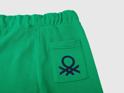 Beneton_Sweatpants with Logo_3J68CF058_108_03