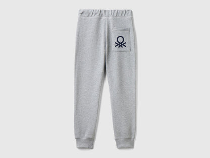 Benetton_Grey_Sweatpants with Logo_3J68CF058_501_02