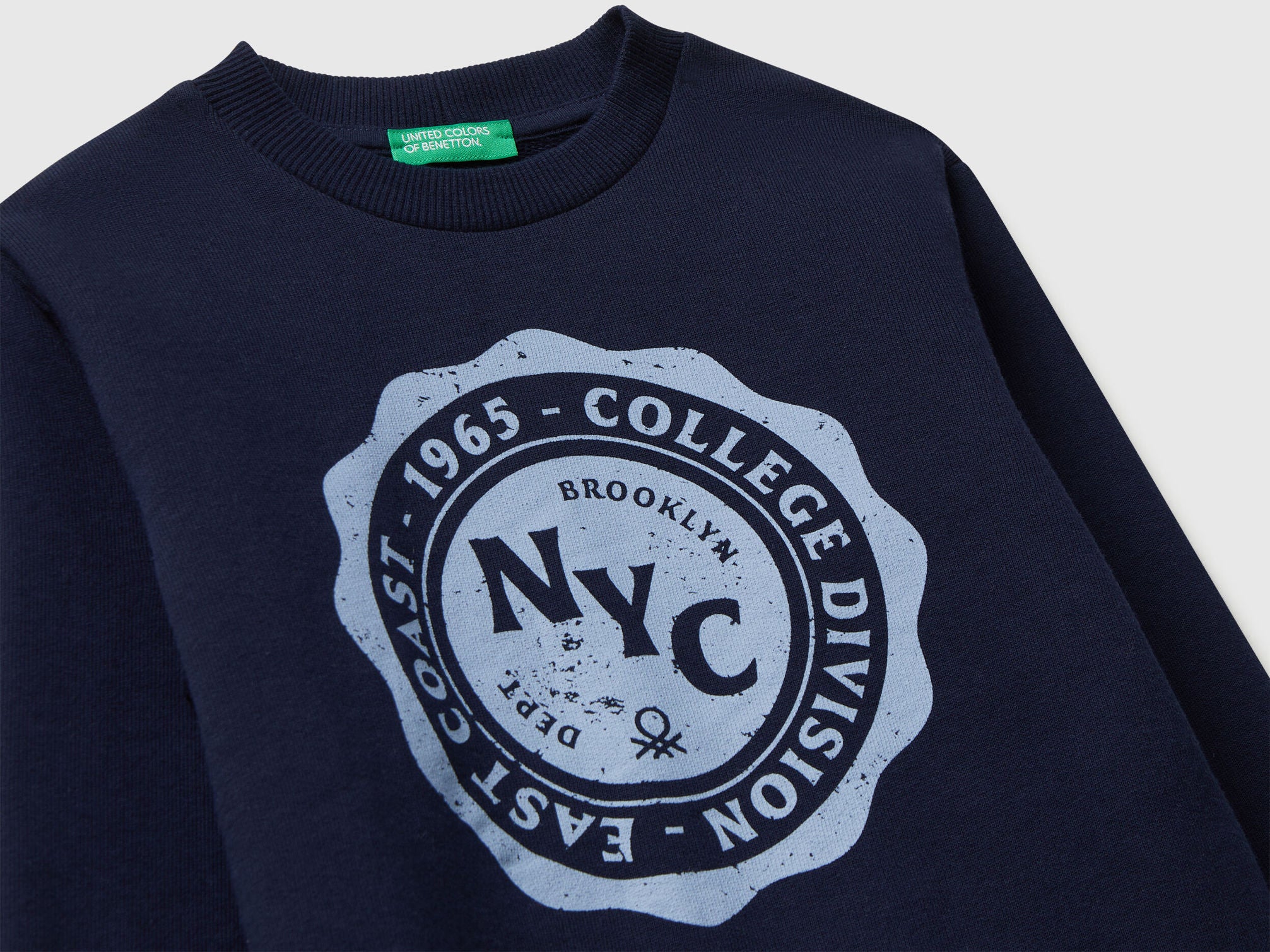 Benetton_Dark Blue_Long Sleeve Sweatshirt with Print_3J68G10KN_016_03