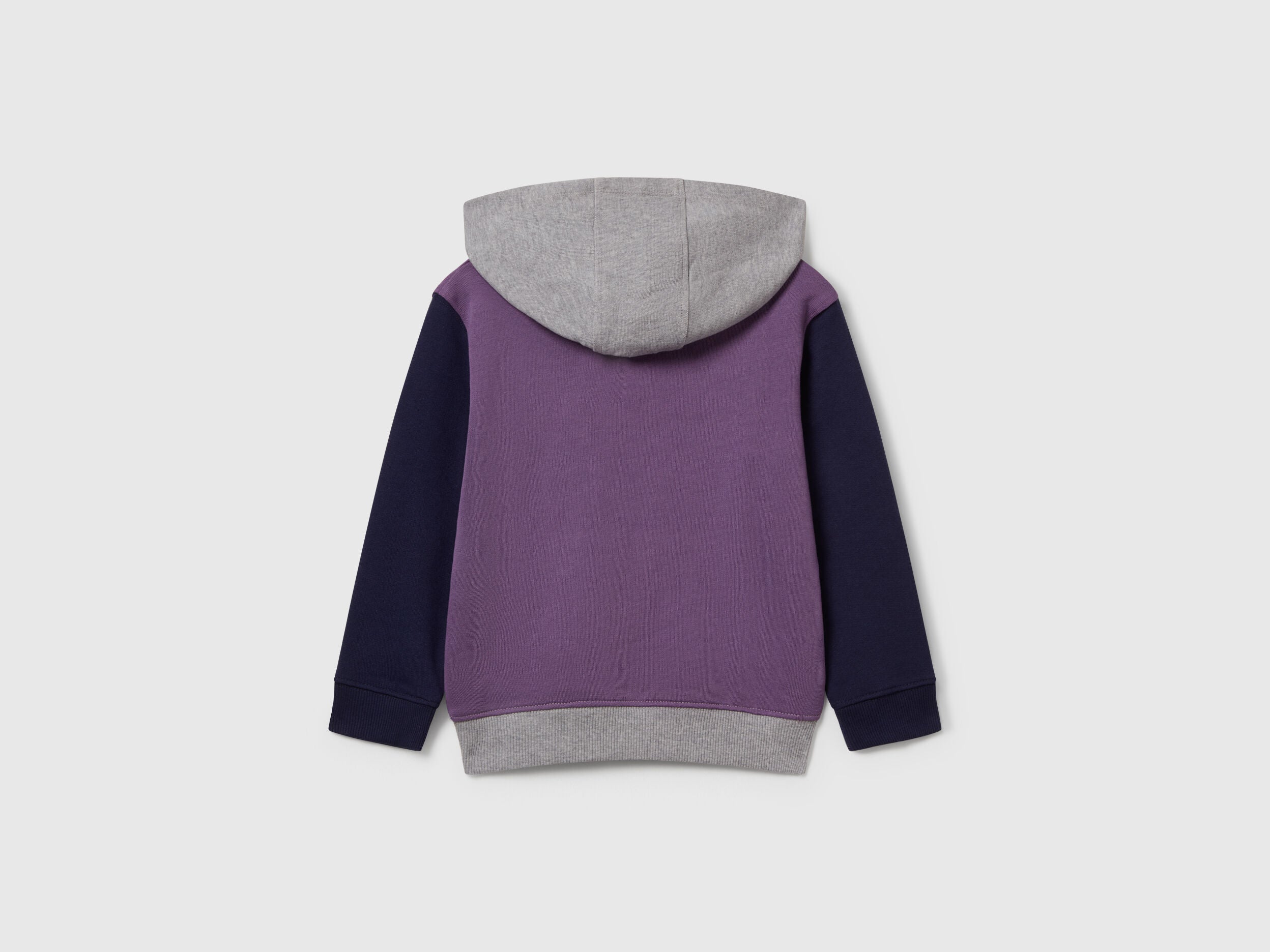 Benetton_Lavender_Hoodie with Pocket and Hood_3J68G2014_903_02