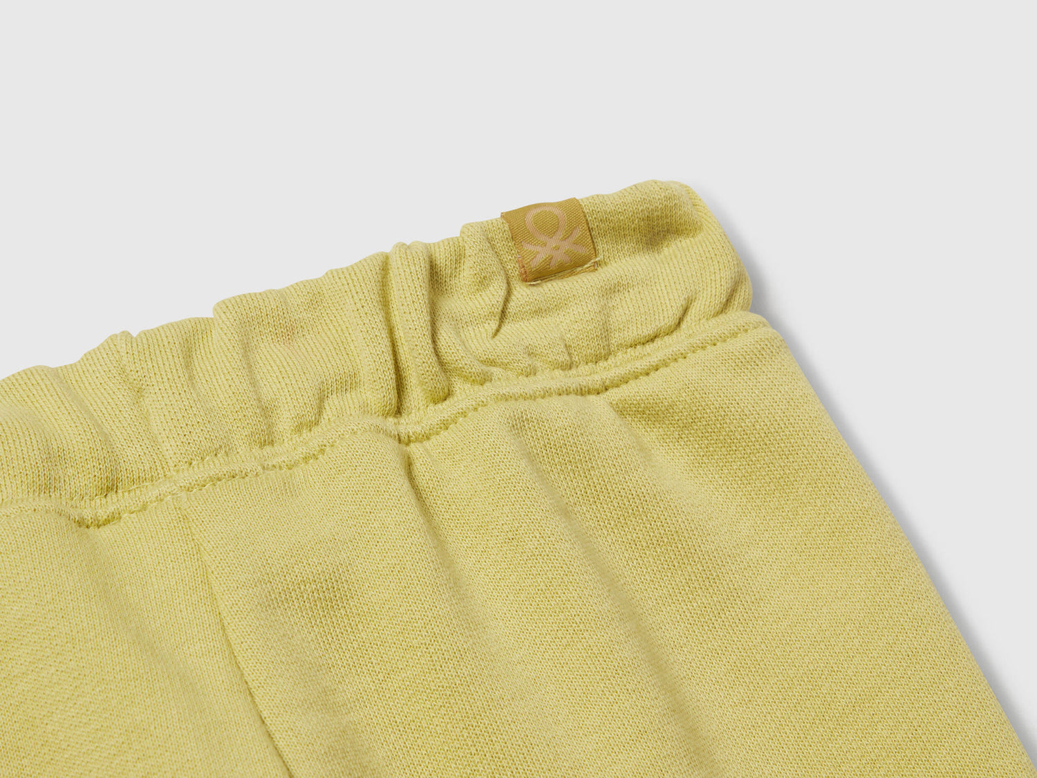 Benetton_Yellow_Regular Fit Sweat Joggers_3J68GF027_0Y6_03