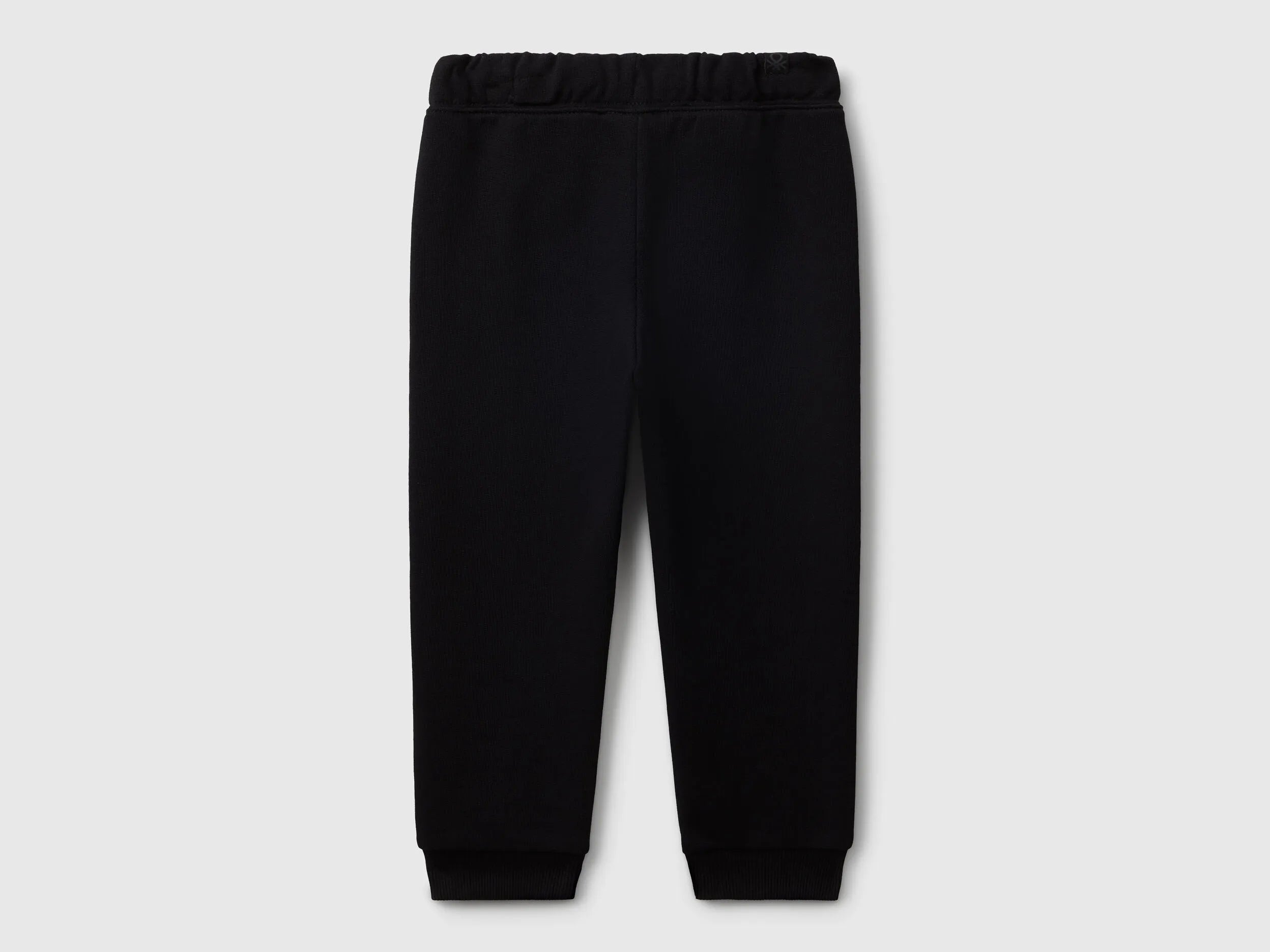 Benetton_Black_Regular Fit Sweat Joggers_3J68GF027_100_02