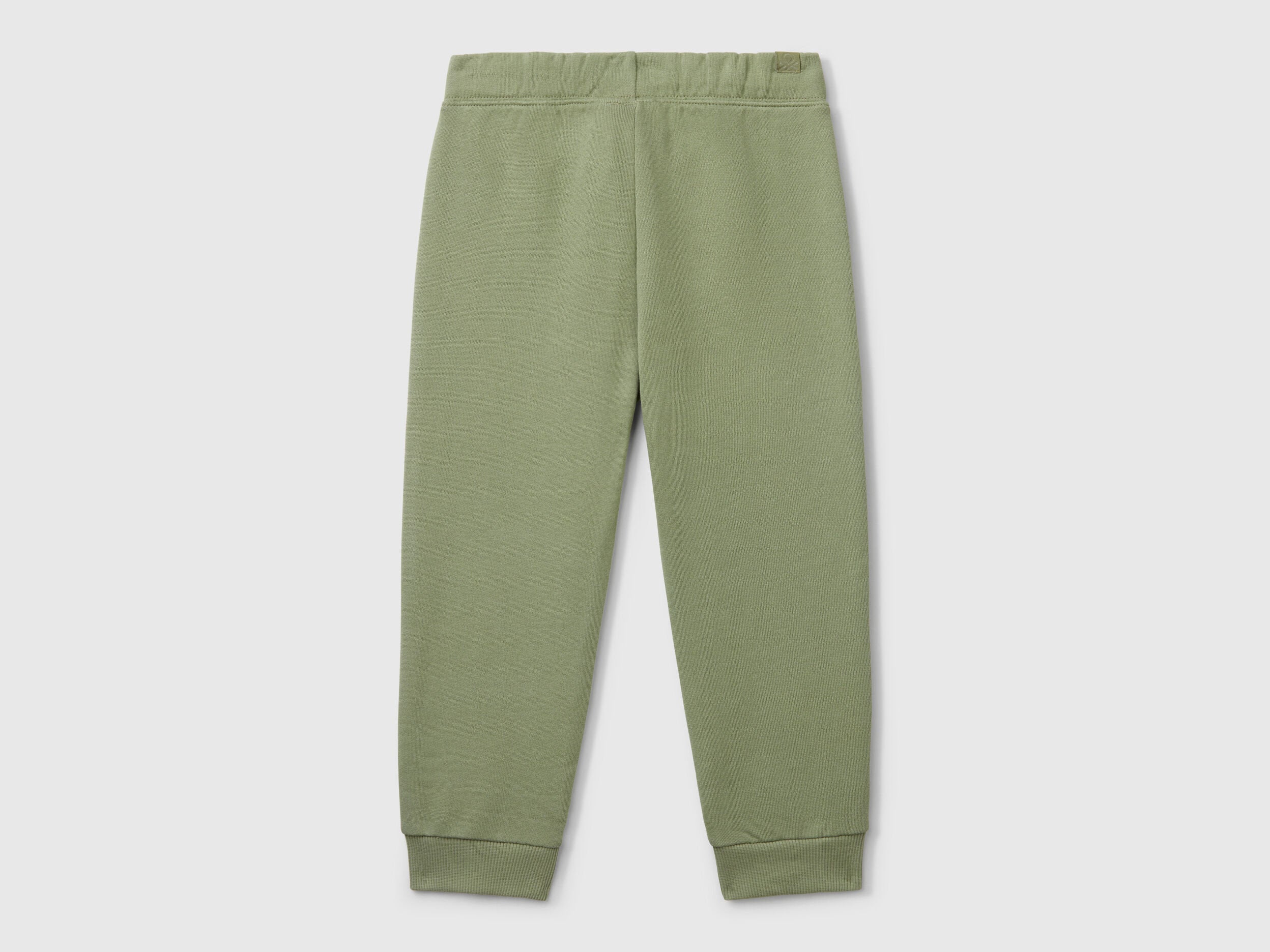Benetton_Regular Fit Sweat Joggers_3J68GF027_26K_02