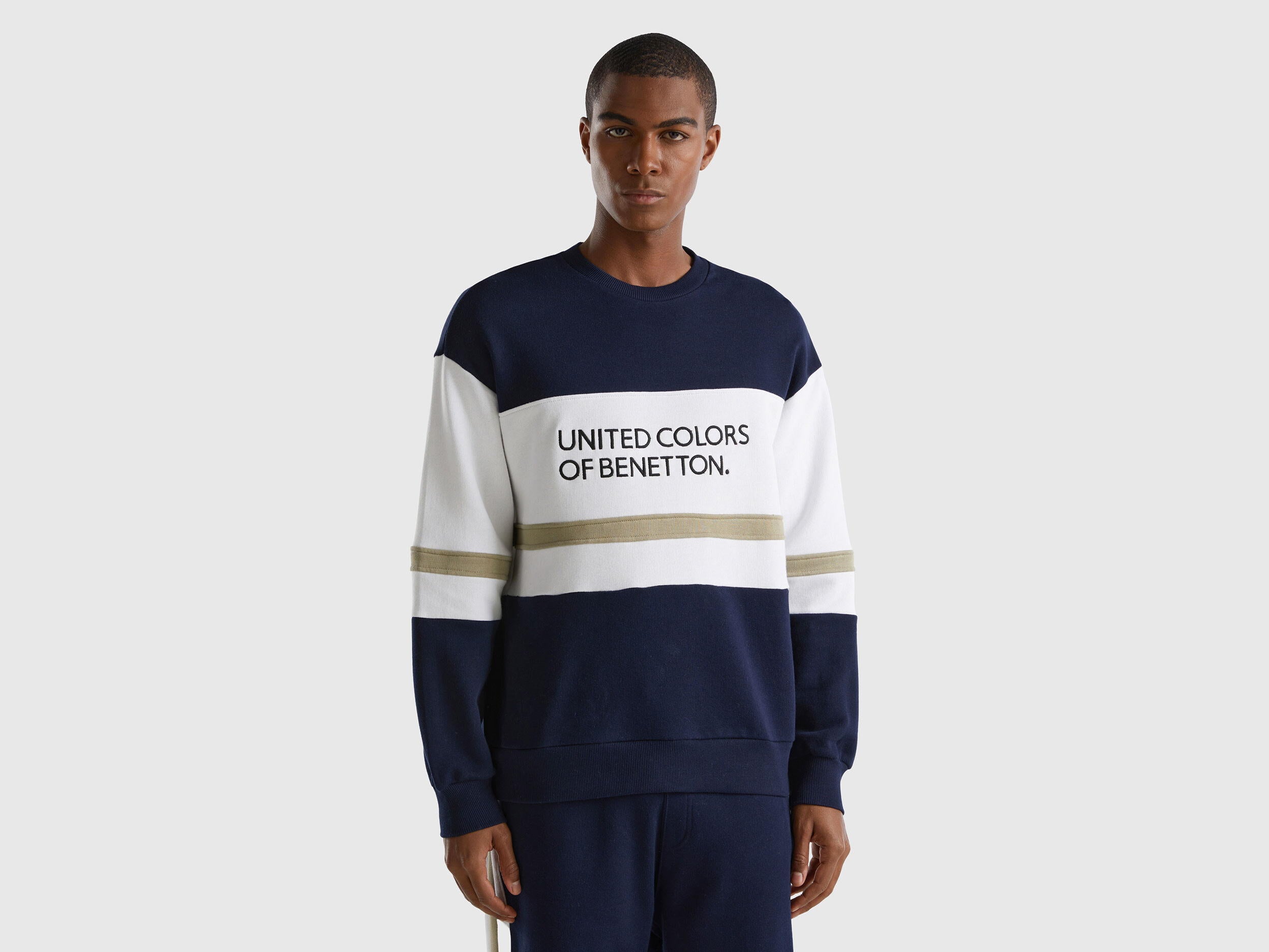 Dark Blue Sweat-Shirt With Logo Stripe_3J68U108G_902_01