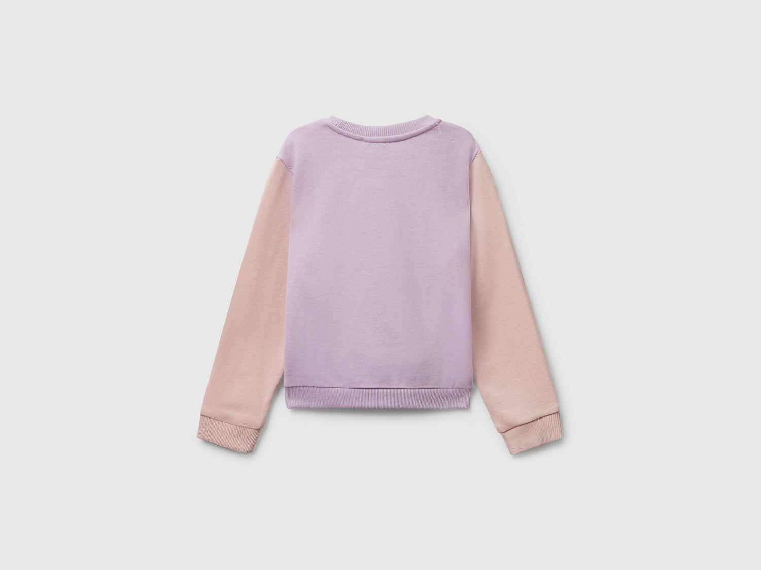 Benetton_Lavender_Sweatshirt with Glittery Print_3J70G10JR_901_02