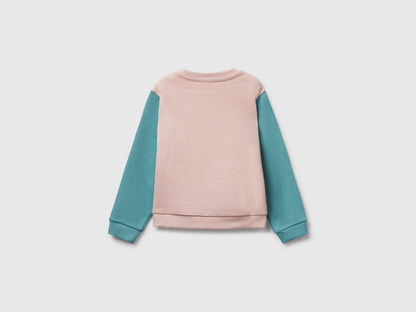 Benetton_Creamy White_Sweatshirt with Glittery Print_3J70G10JR_903_02