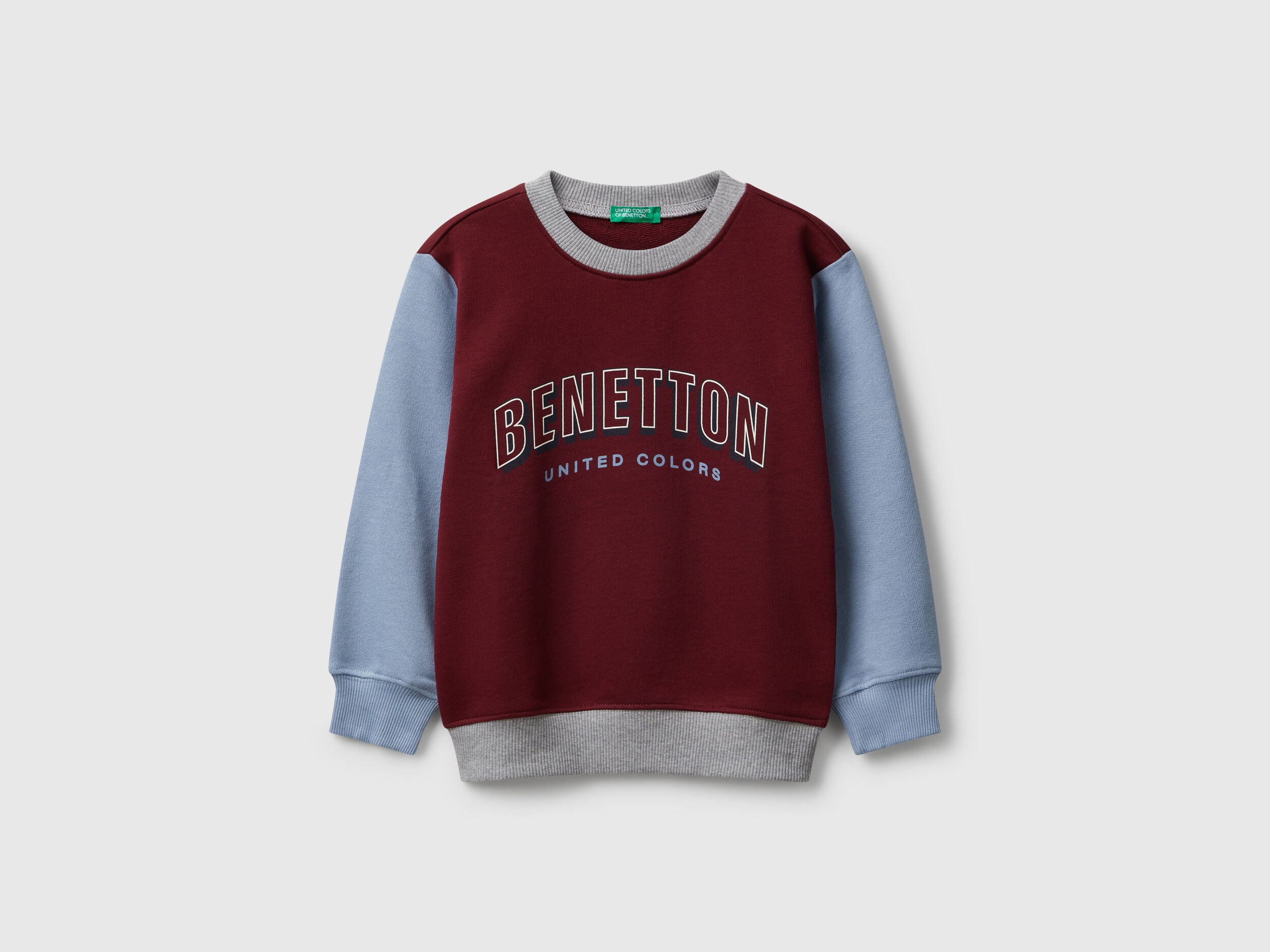 Benetton_Burgundy_Regular Fit Sweatshirt with Print_3J70G10JY_901_01