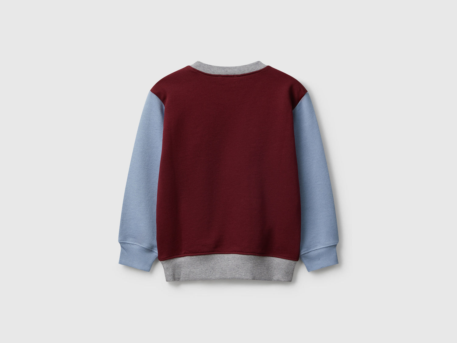 Benetton_Burgundy_Regular Fit Sweatshirt with Print_3J70G10JY_901_02