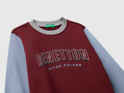 Benetton_Burgundy_Regular Fit Sweatshirt with Print_3J70G10JY_901_03