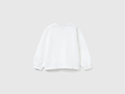 Benetton_Creamy White_Sweatshirt with Bluey ©Ludo Studio Print_3J70G10KG_074_02