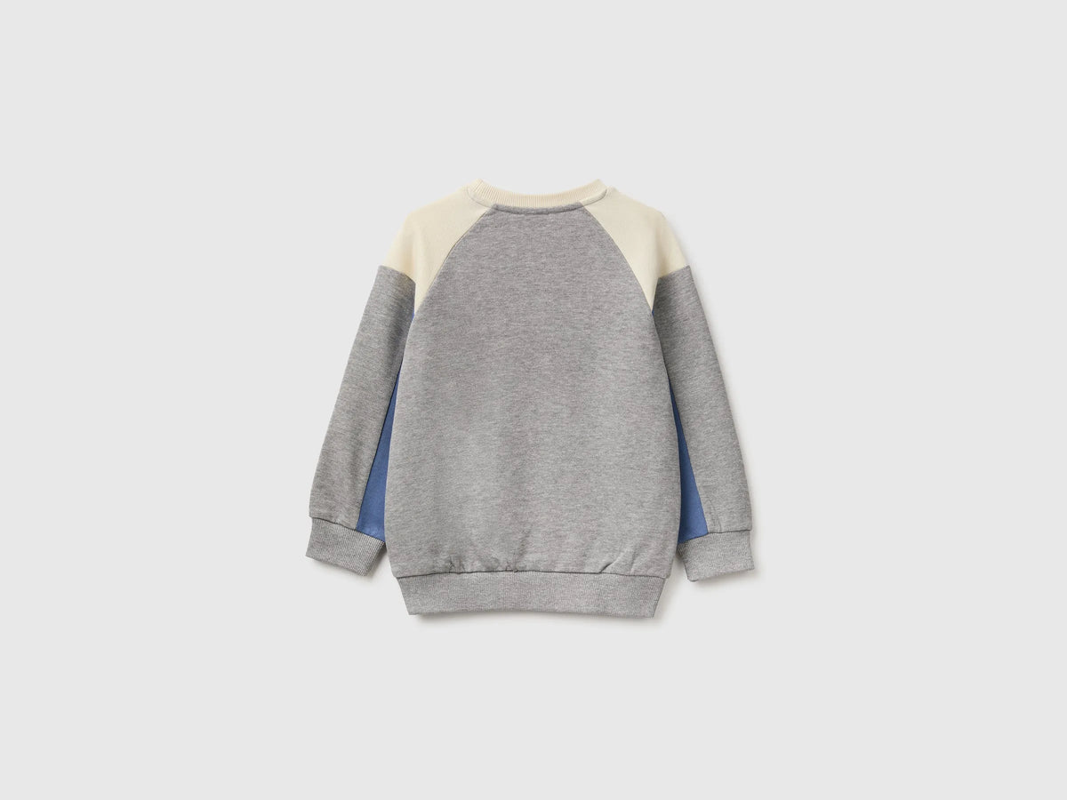 Benetton Light Gray Boys Closed Color Block Sweatshirt SKU: 3J70G10NM_901 Image 02