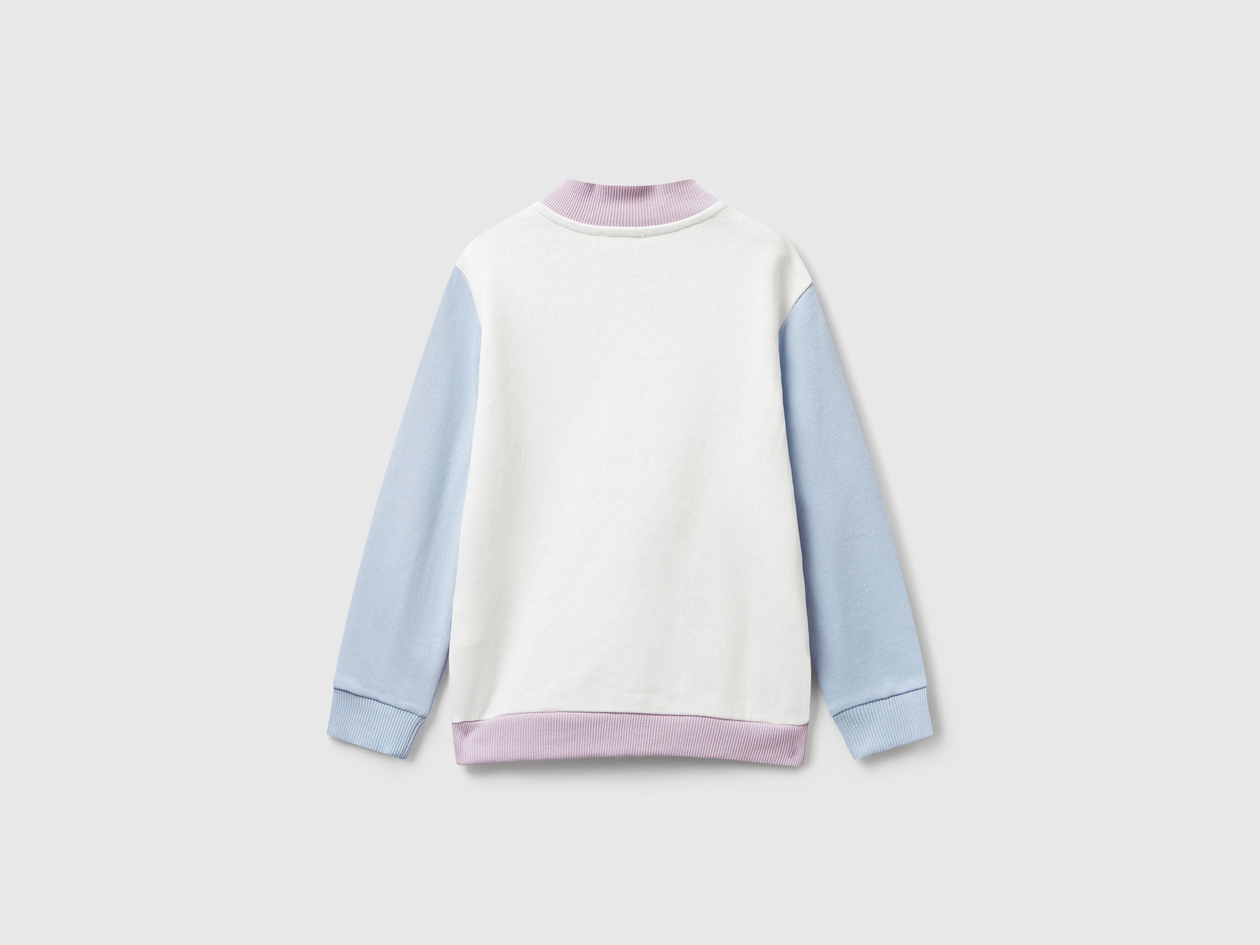 Benetton_Lavender_Hoodie with Glittery Print_3J70G503U_902_02