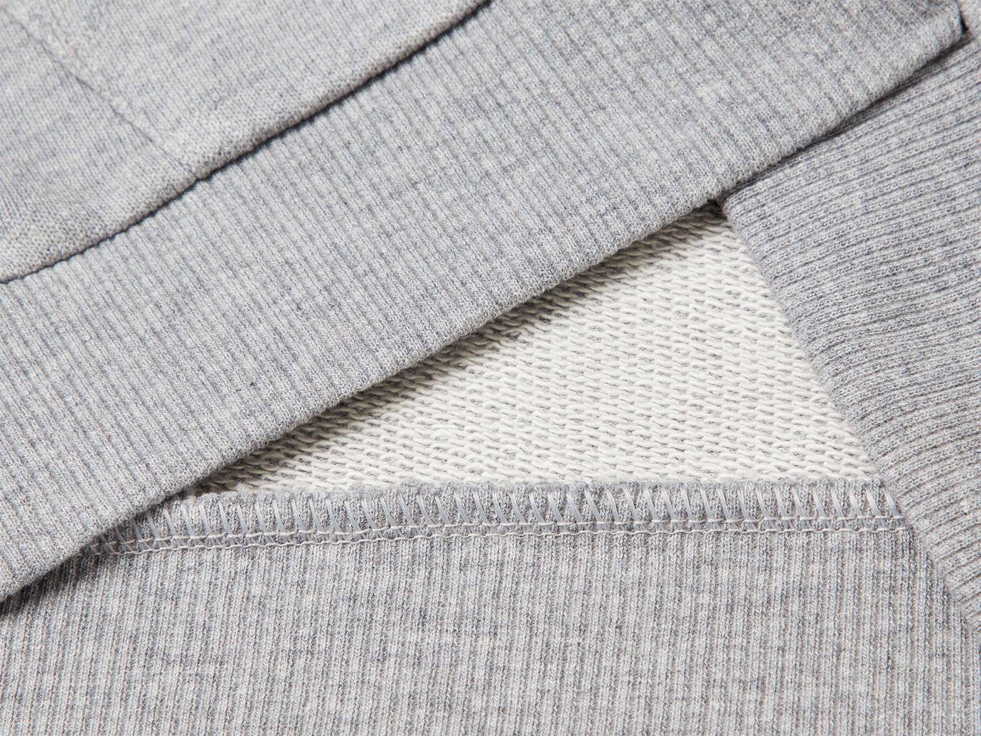 Benetton_Grey_Cotton Sweatshirt with Logo_3J70G503X_501_03