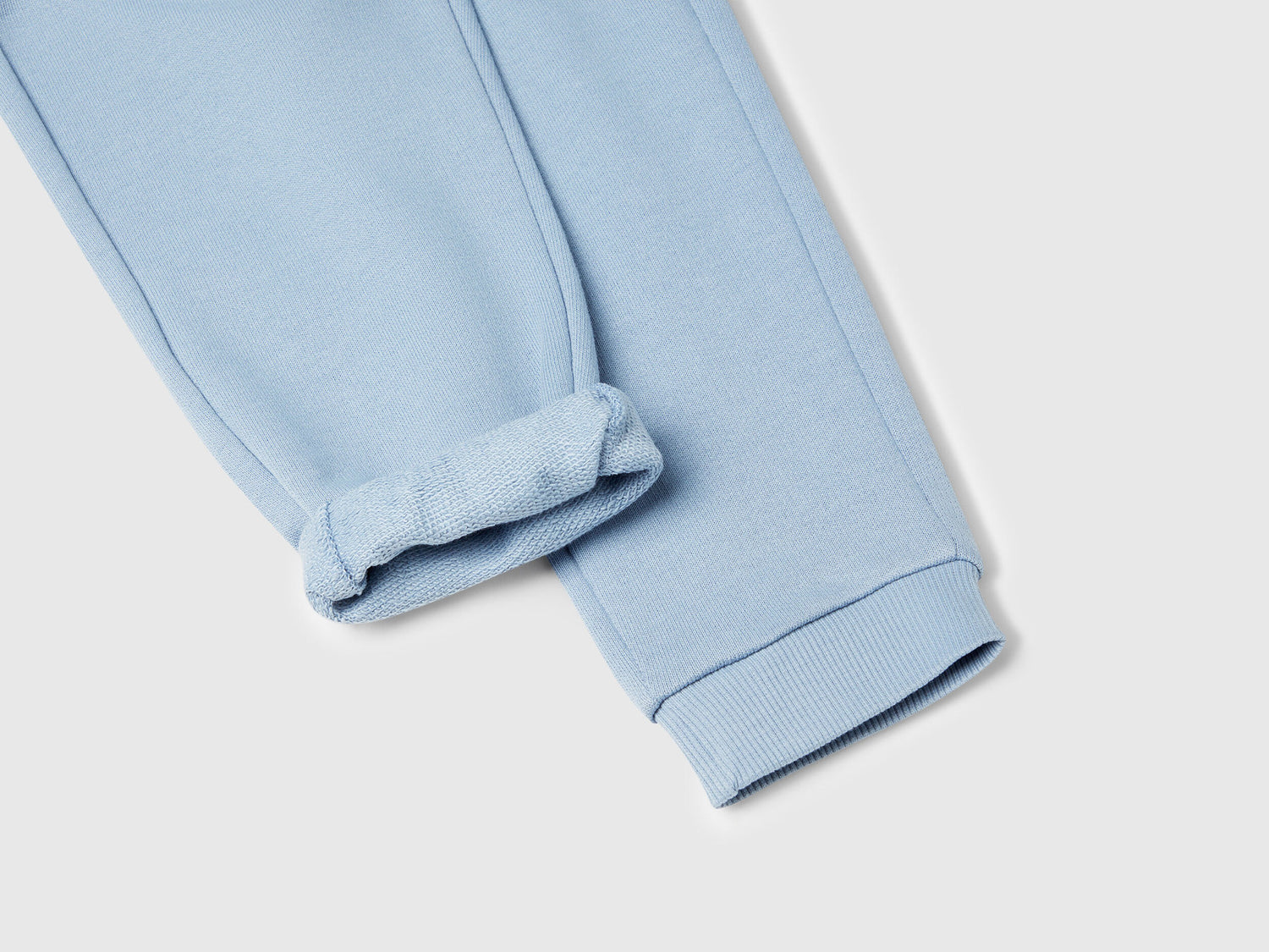 Beneton_Cotton Trousers with Logo_3J70GF010_0W2_03