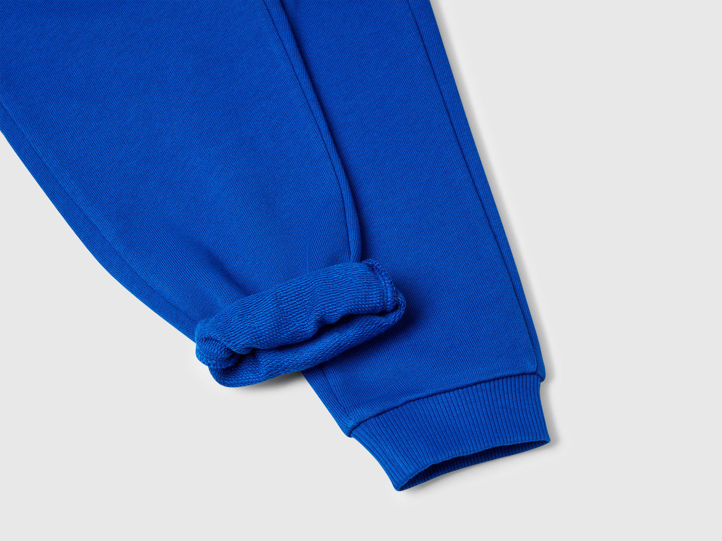 Beneton_Cotton Trousers with Logo_3J70GF010_19R_03