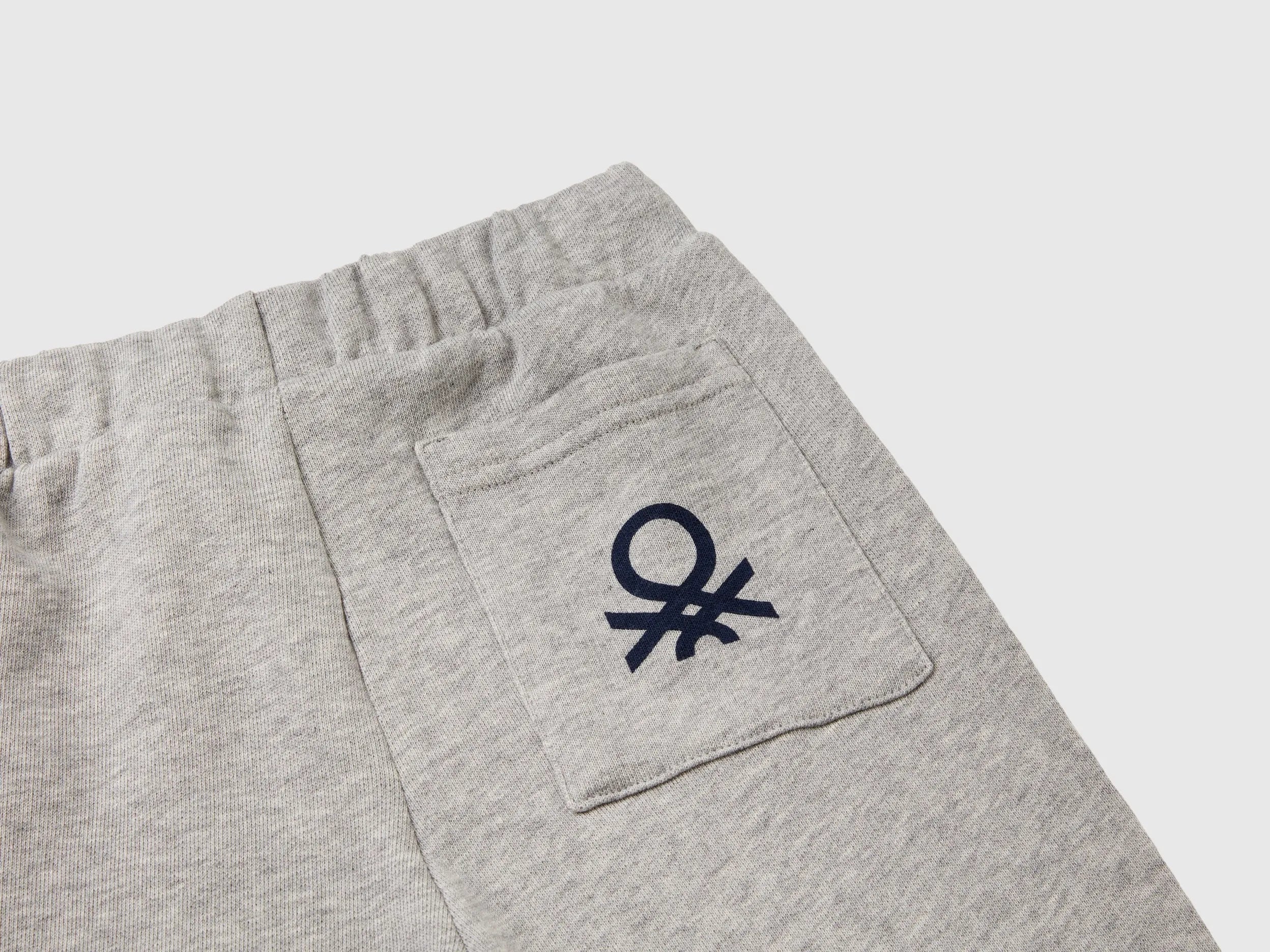Benetton Light gray Boys Cotton Trousers with Logo SKU: 3J70GF010_501 Image 03