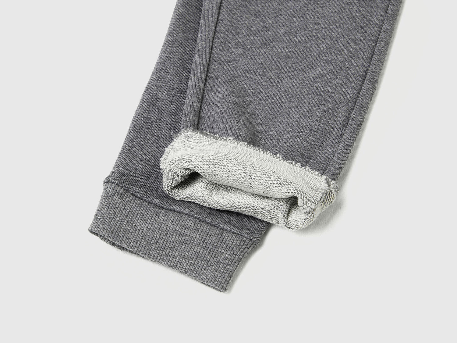 Benetton_Dark Gray_Cotton Trousers with Logo_3J70GF010_507_03