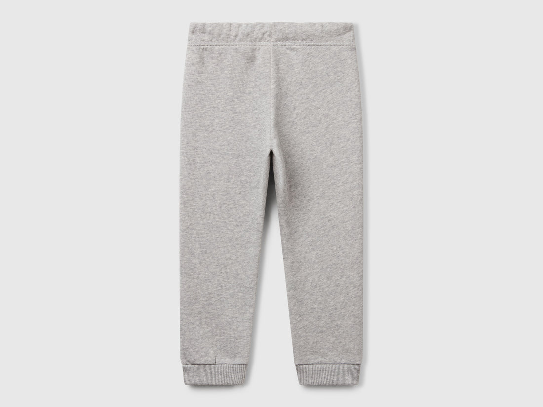 Benetton_Grey_Cotton Sweatpants_3J70GF01N_501_02