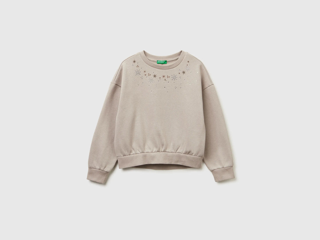 Benetton_Dove Gray_Warm Sweatshirt with Print and Rhinestones_3J73C10RA_18R_01