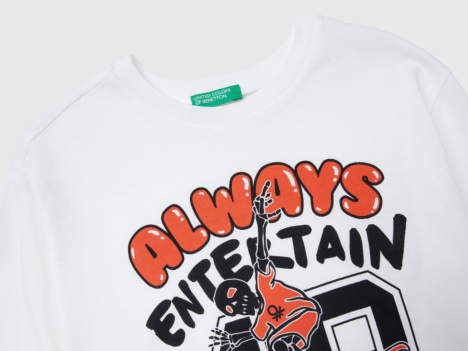 Benetton_Creamy White_T-Shirt with Print_3JERC10QO_074_03