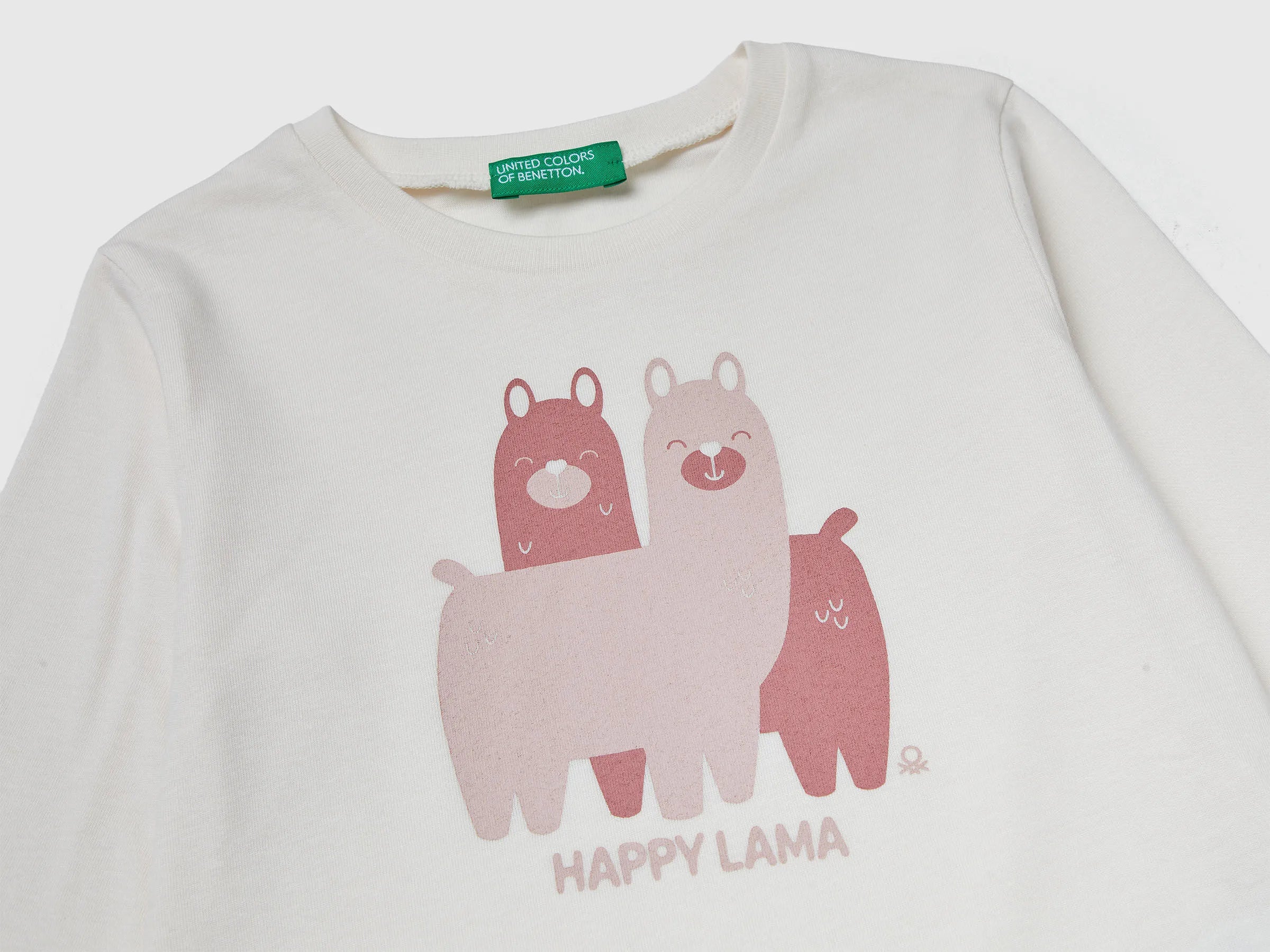 Benetton_Creamy White_Regular Fit T-Shirt with Print_3JERG10KB_074_03