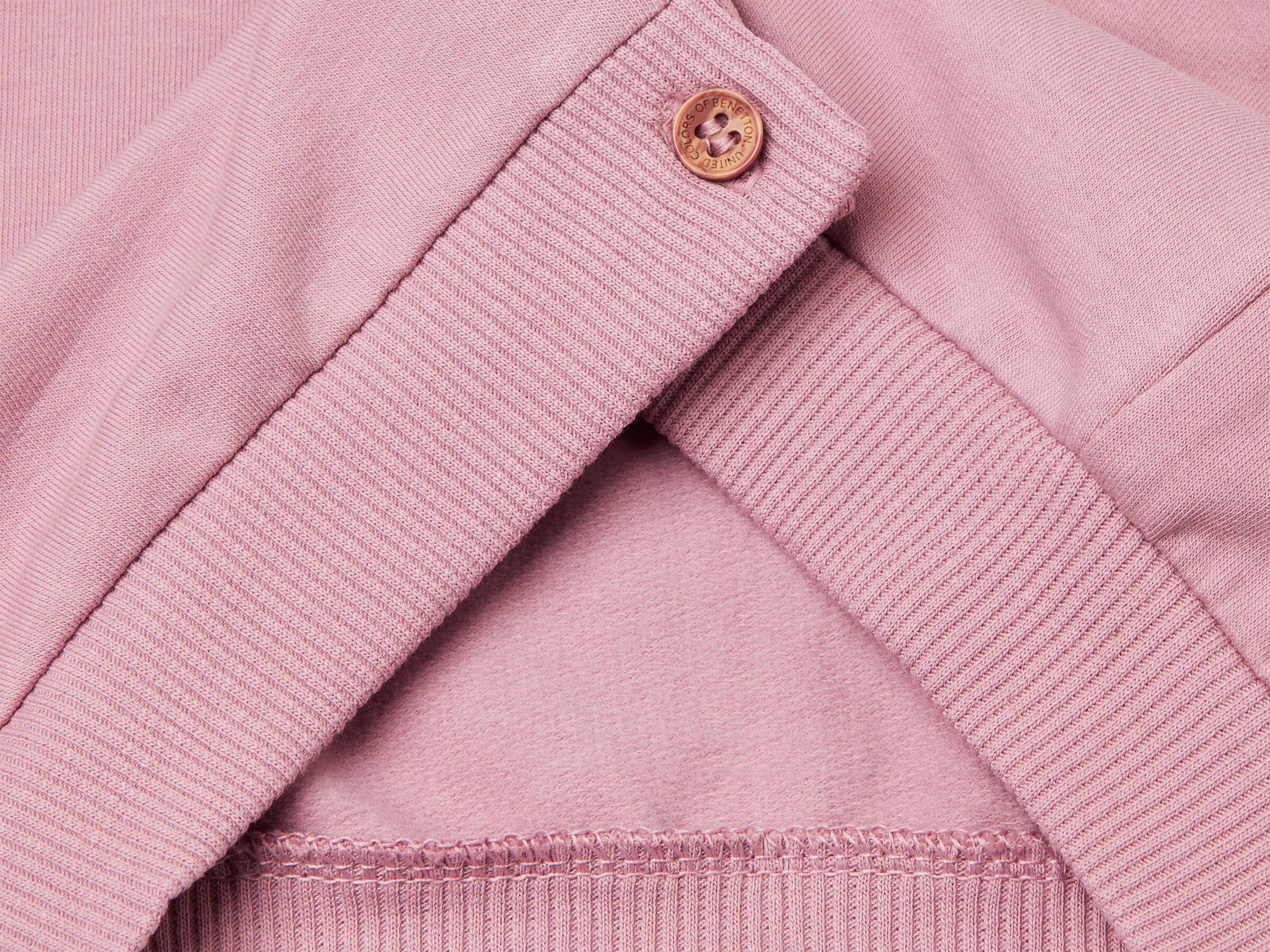 Benetton_Mauve_Warm Sweatshirt with Logo Print_3K1CA501S_25U_03