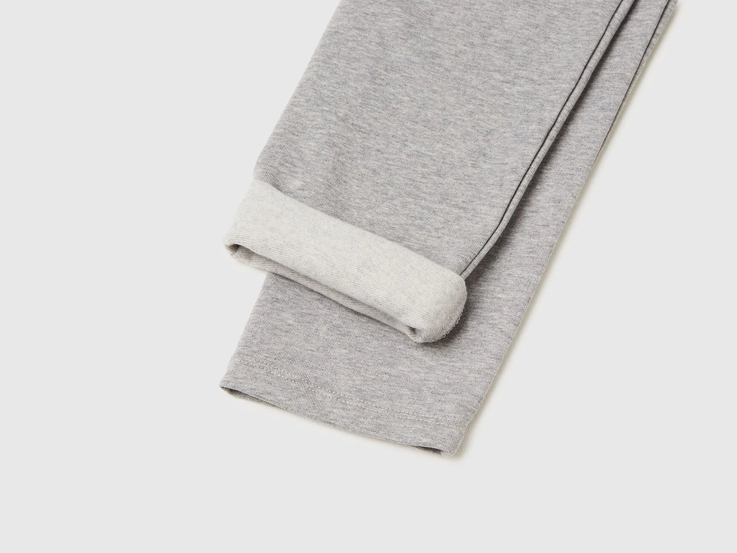 Benetton_Light Gray_Warm Sweat Leggings_3K1CCF03M_501_03
