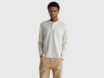 Benetton_Creamy White_T-Shirt with Henley Collar_3L6PU10B6_0R2_01