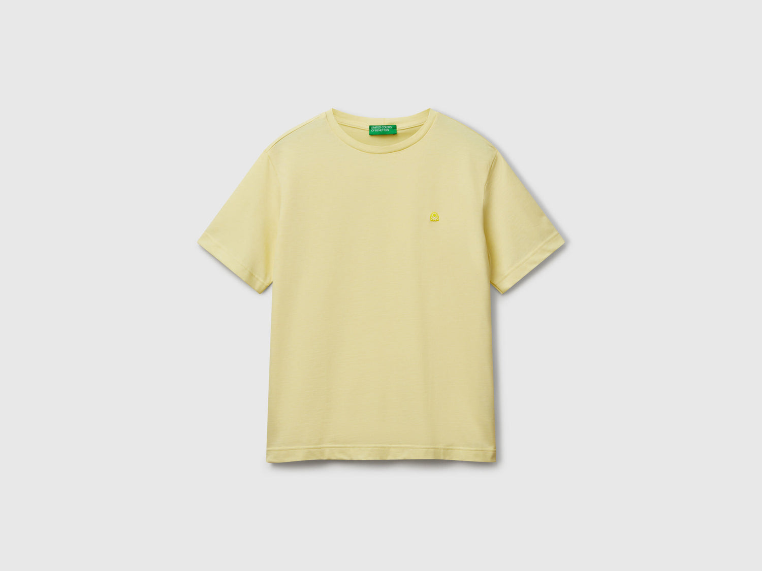 Benetton_T-Shirt in Micro Pique_3M4WU1088_70Z_03