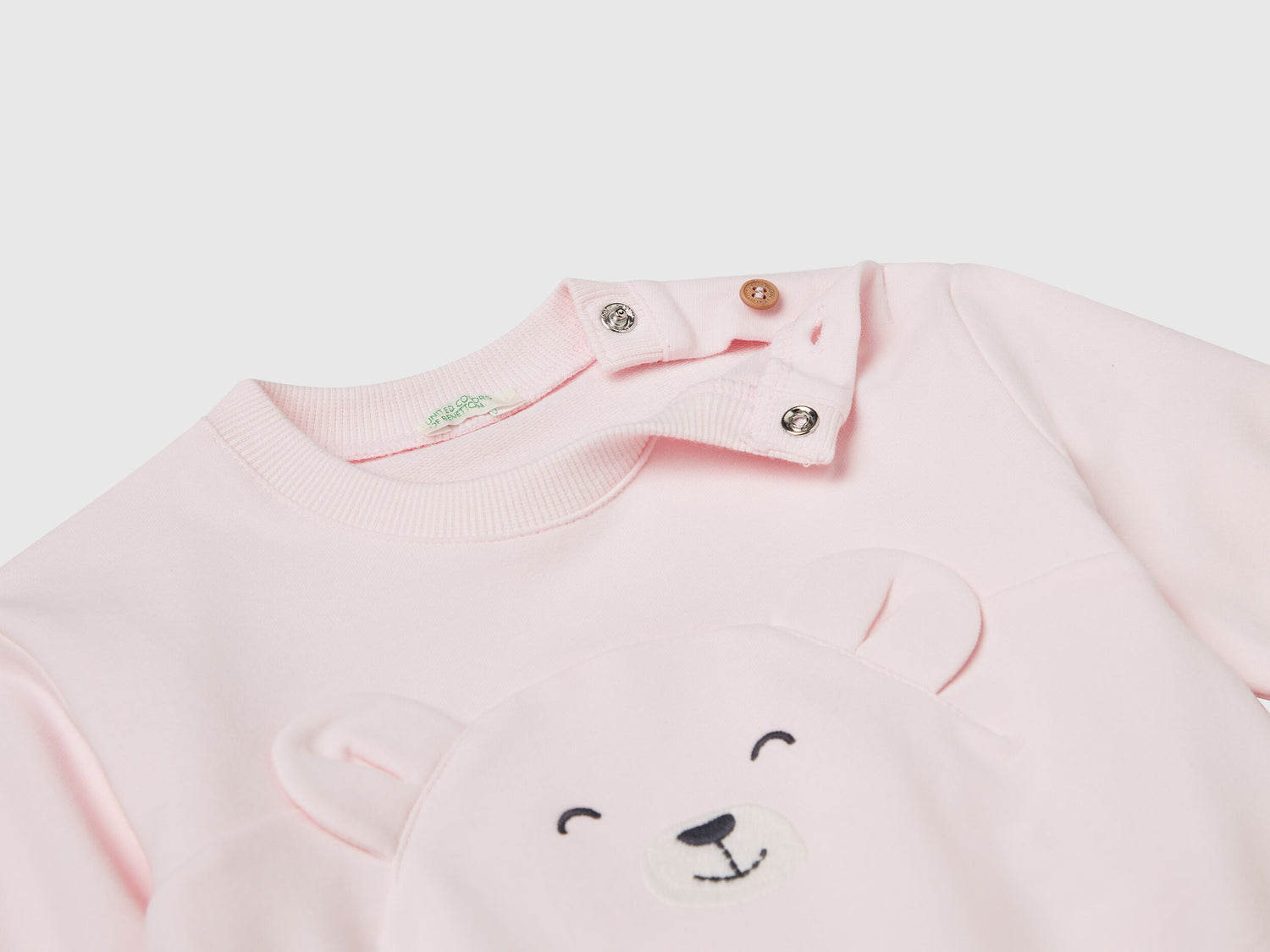 Benetton_Pink_Sweatshirt with Embroidery and Patches_3MDSA1061_00H_03