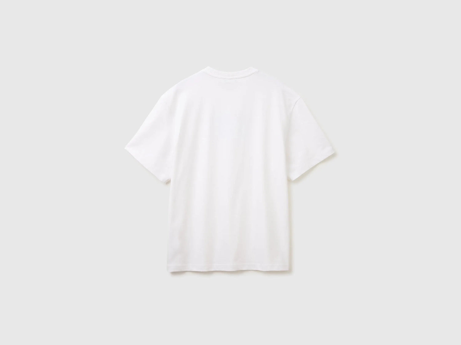 Benetton White Men Relaxed Fit T-Shirt with Print SKU: 3MI5U10C5_921 Image 02