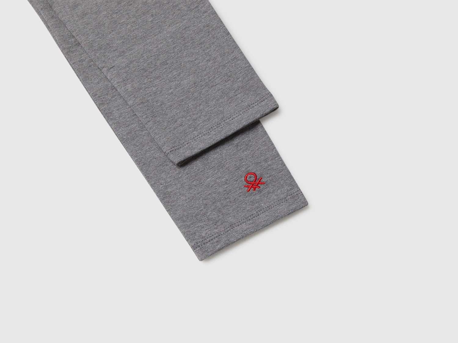 Benetton_Gray_Stretch Cotton Leggings with Logo_3MT1CF02G_507_03