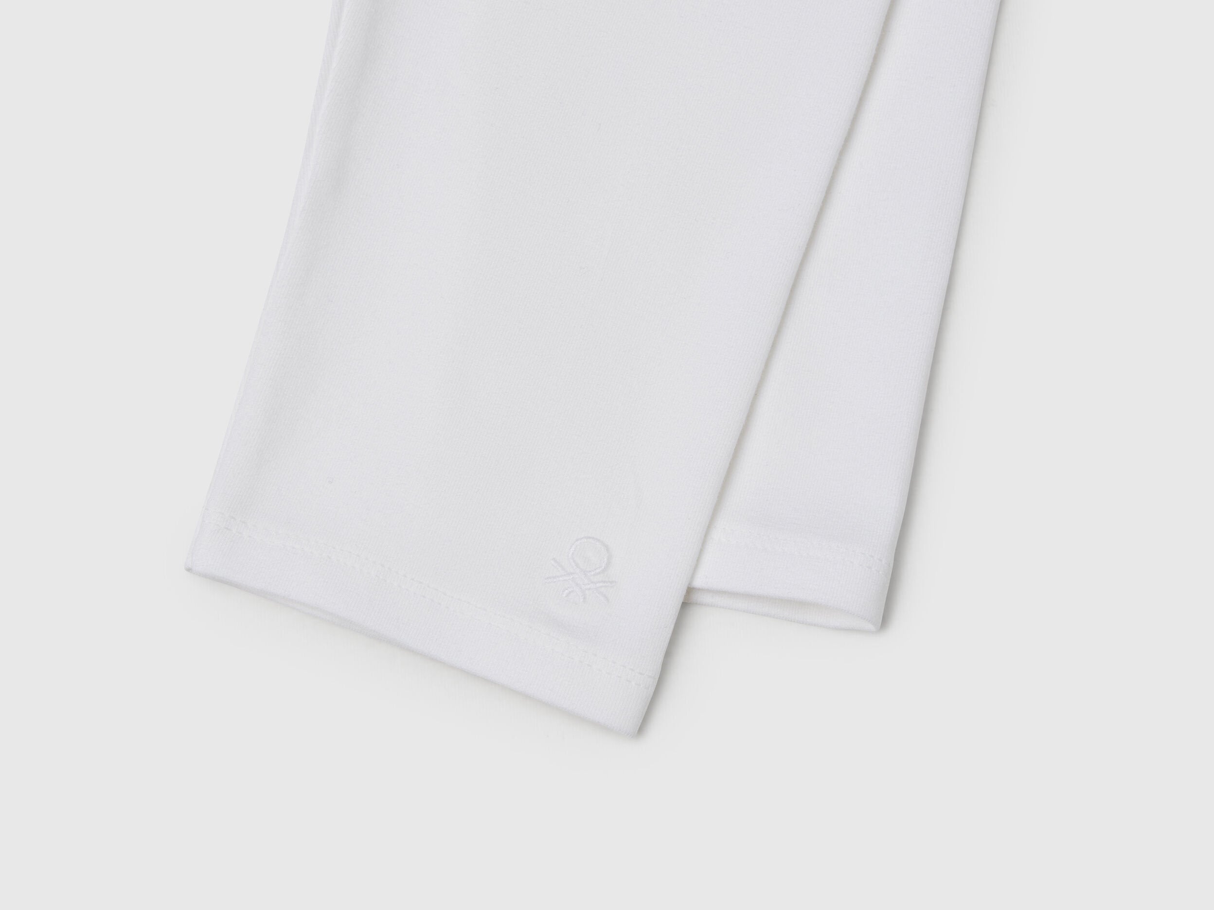 Beneton_Knee-Length Stretch Cotton Leggings_3MT1CF02J_101_03