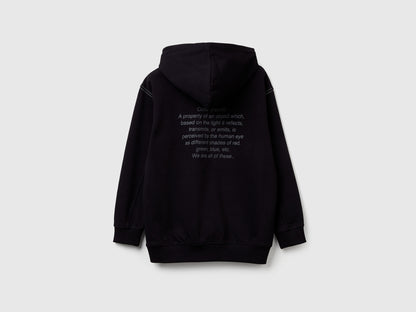 Benetton_Black_Oversized Sweatshirt with Bold Print_3NBMC205A_100_02