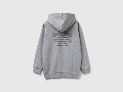 Benetton_Light Gray_Oversized Sweatshirt with Bold Print_3NBMC205A_501_02
