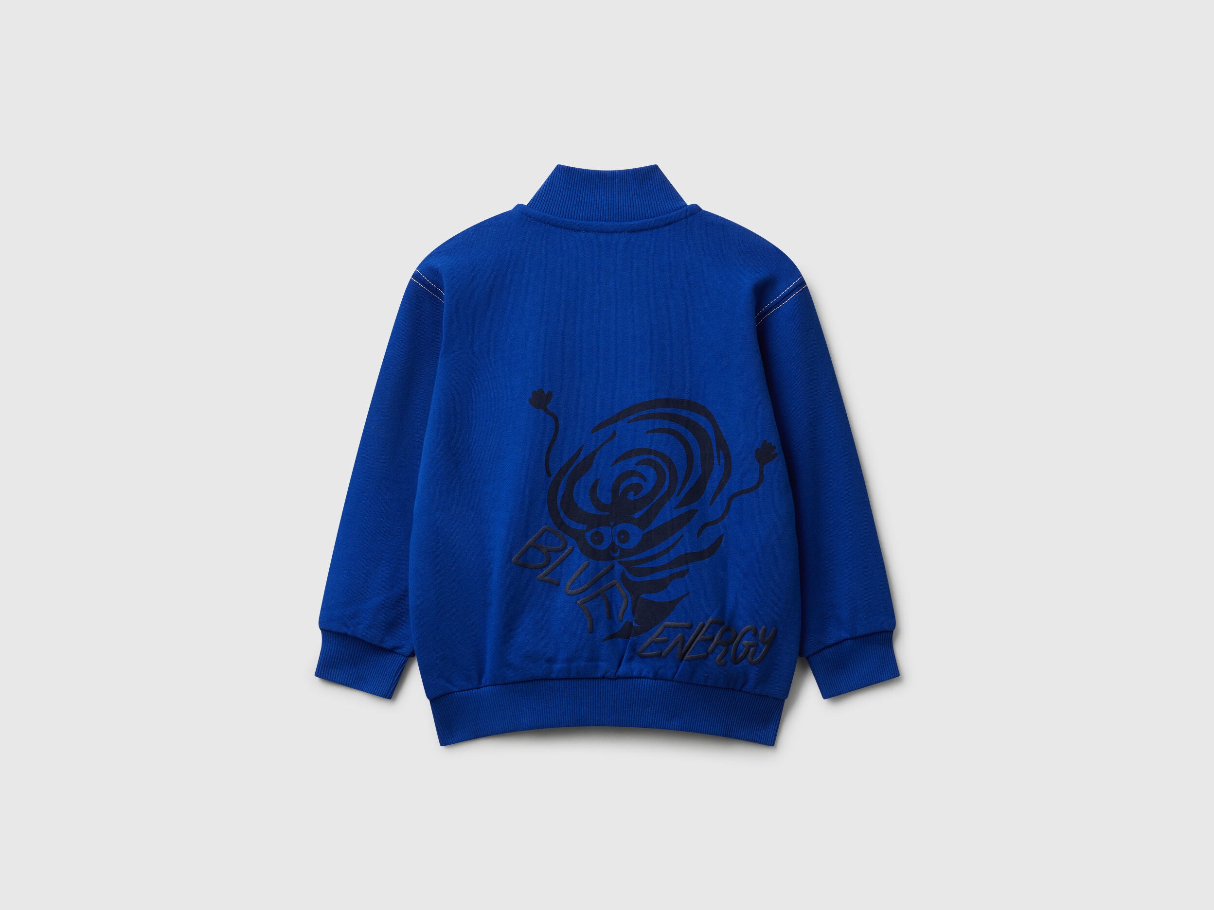 Benetton_Bright Blue_Zip-Up Sweatshirt with Thick Print_3NBMG5042_19R_02