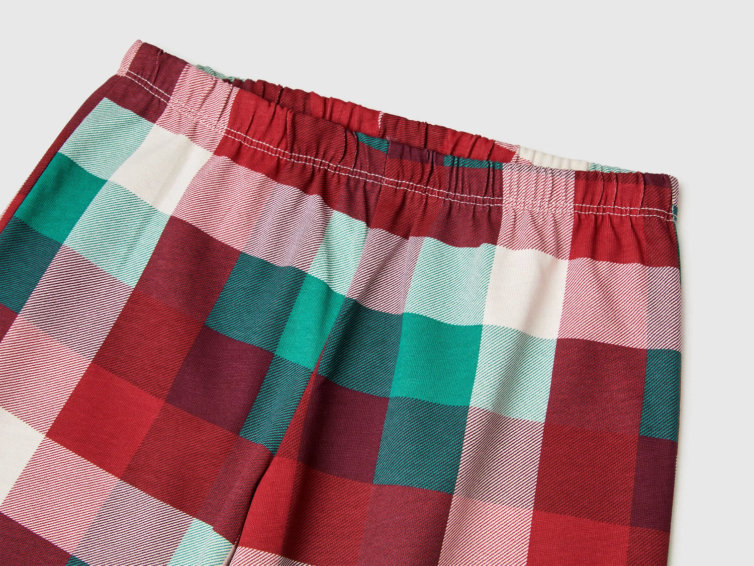 Benetton_Red_Mickey Mouse ©Disney Christmas Pyjamas_3P050P09K_2Z4_03