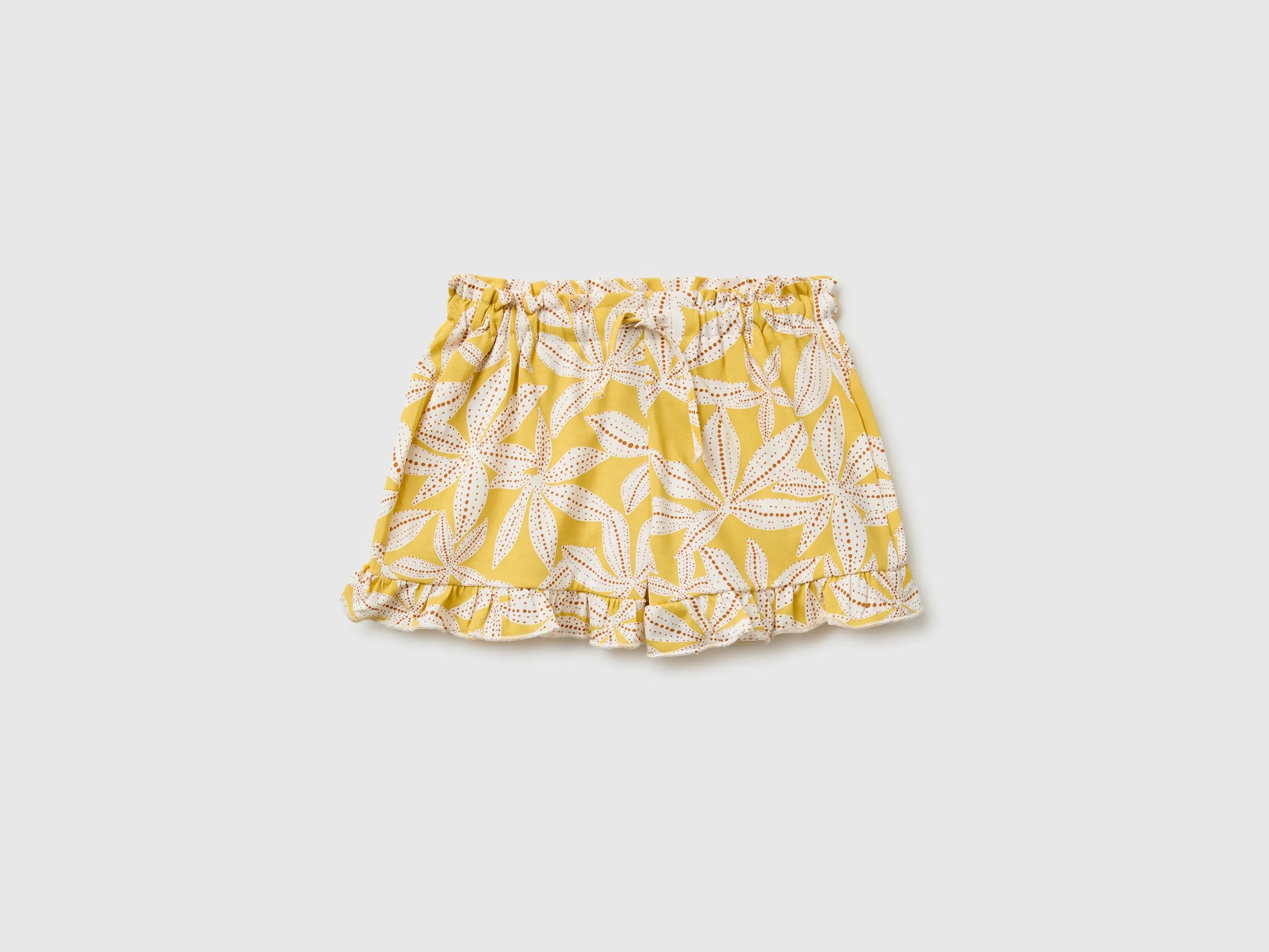 Benetton Multi-Color Girls Printed Shorts with Ruffles SKU: 3P0UG9029_73K Image 01
