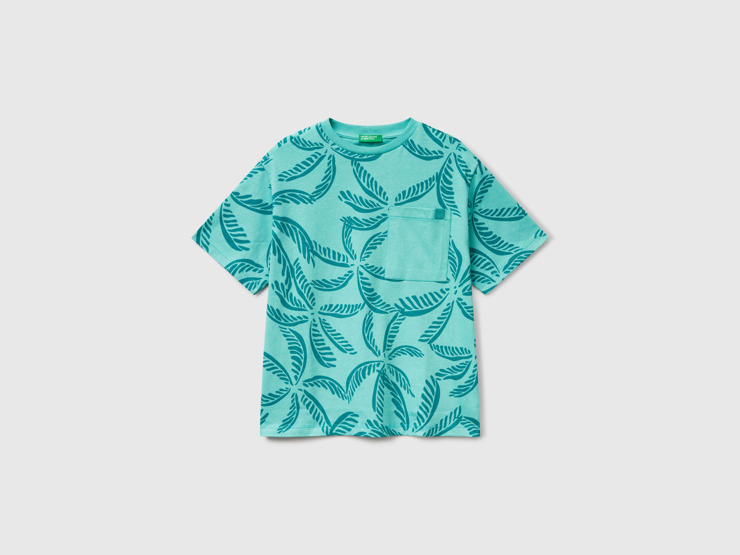 Benetton_Green T-Shirt with Tropical Print_3PDQC10PA_75H_01