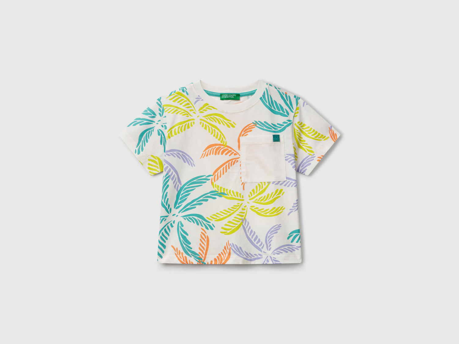 Benetton_White T-Shirt with Tropical Print_3PDQG10JN_75E_01