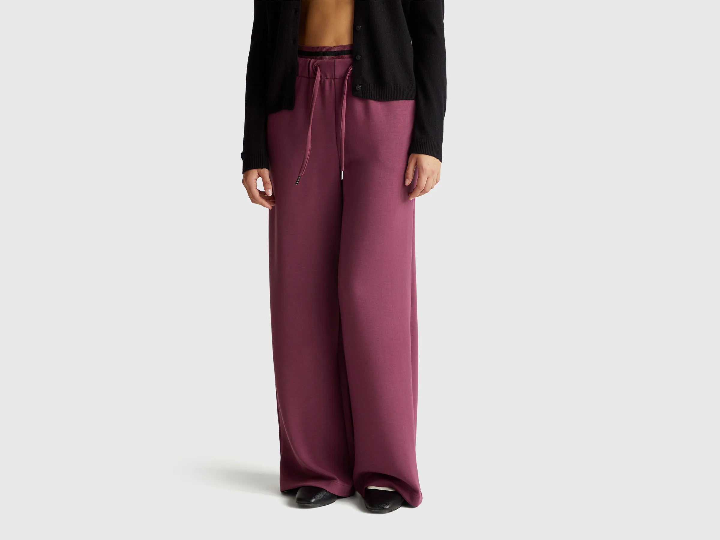 Benetton_Plum_Wide Trousers in Stretch Modal_3QAFDF01D_1D3_02