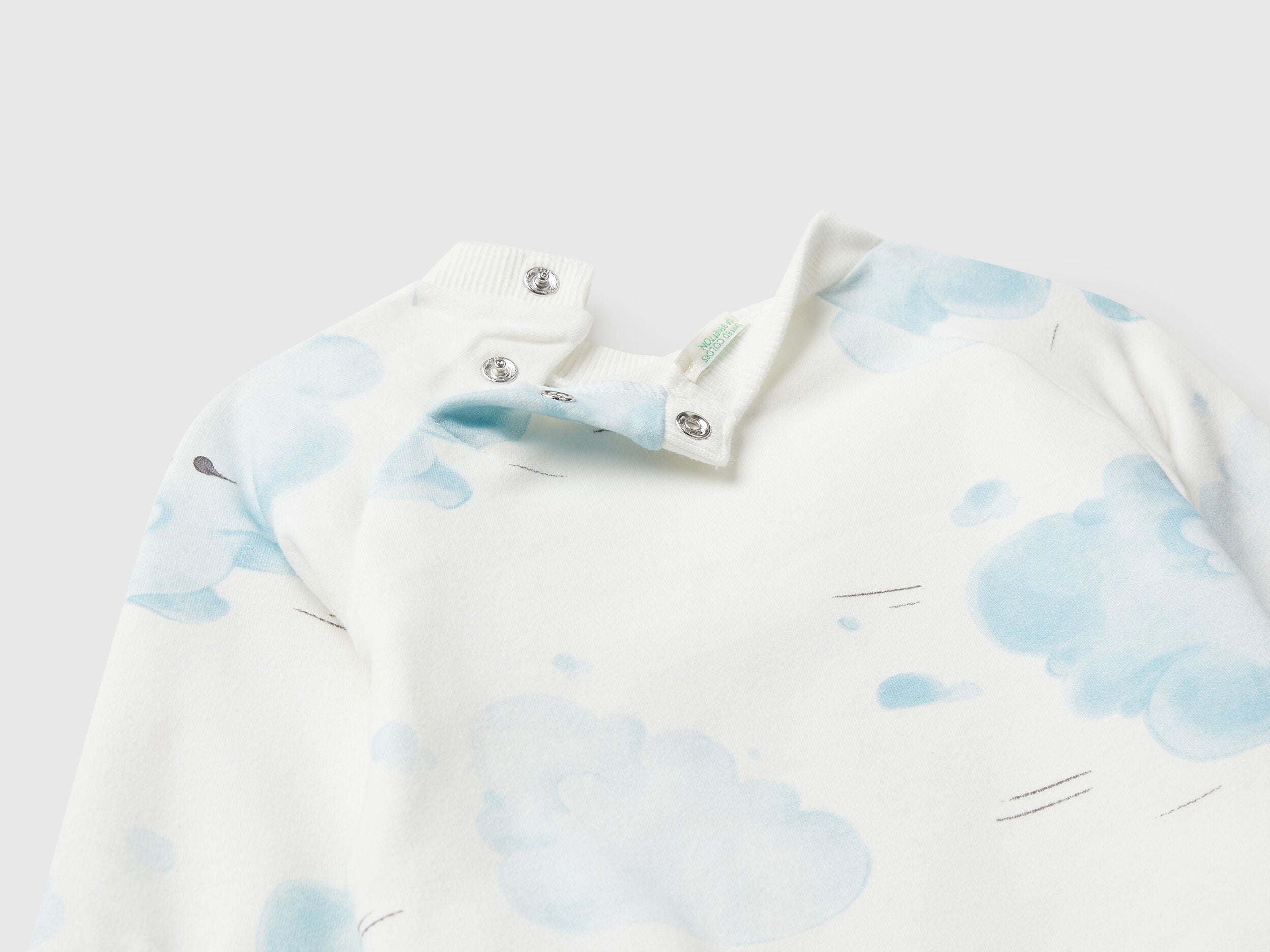 Benetton_Sky Blue_Sweat Set with Print_3QGXAK01B_64K_03